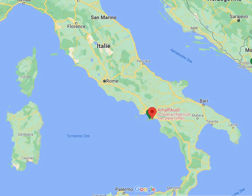 Waar ligt de Amalfikust in Italie?